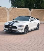 إعلان عن فورد موستانج