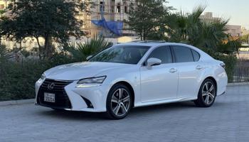 إعلان عن لكزس GS300 المالك الاول موديل 2018