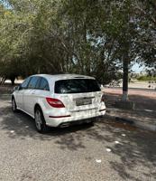 إعلان عن للبيع مرسيدس R300 موديل 2013