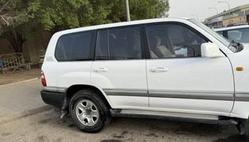 إعلان عن للبيع لاندكروزر موديل 2001 شرط الفحص قير مكينة شاصي