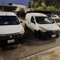 إعلان عن للبيع سيارين دوكر مجهزين غسيل سيارات