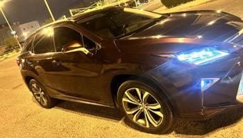 إعلان عن لكززRX2017