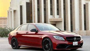 إعلان عن مرسيدس C63 S بحالة ممتازه صبغ الوكالة عداد ١٣٧ الف