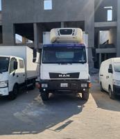 إعلان عن هاف لوري MAN