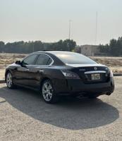 إعلان عن للبيع مكسيما موديل 2014 ماشي ٩٠ الف فقط بحاله وكاله