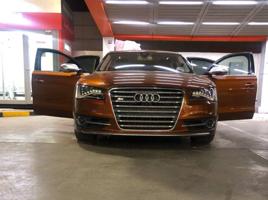 إعلان عن اودي s8 2014