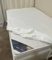 إعلان عن للبيع سرير طبي شبه جديد