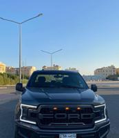 إعلان عن وانيت فورد