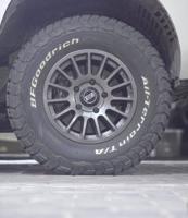 إعلان عن أغراض تجهيز لاندكروزر