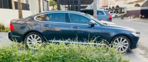 إعلان عن فولفو S90 2018