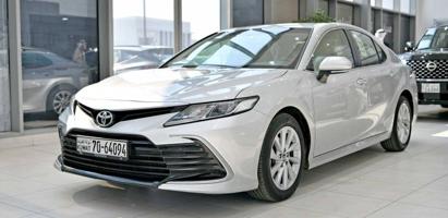 إعلان عن تويوتا كامري LE