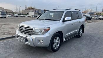 إعلان عن للبيع لاند كروزر موديل 2014