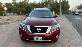 إعلان عن Nissan pathfinder 2014 ماشي  145 الف