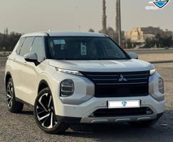 إعلان عن متسوبيشي اوتلاندر  2023