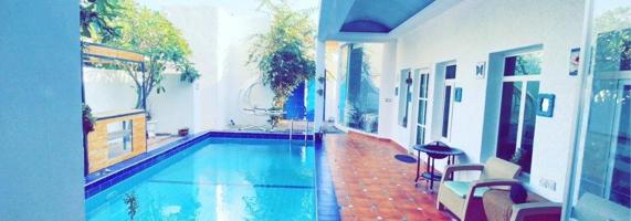 إعلان عن للايجار شاليه ميكانوس