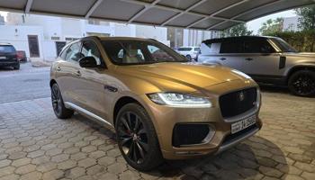 إعلان عن جاكوار (( F-Pace(( S اصدار خاص لون حبتين فقط بالكويت