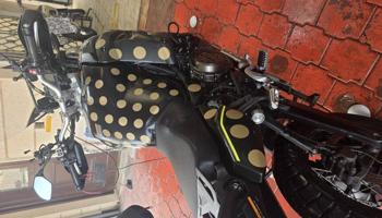 إعلان عن 1200 سس ماشي 35 الف مطلوب 3200 د  قابل للتفاوض