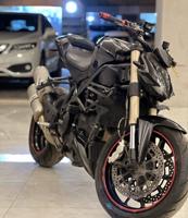 إعلان عن Ducati Streetfighter 2013