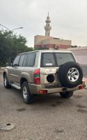 إعلان عن للبيع نيسان سفاري