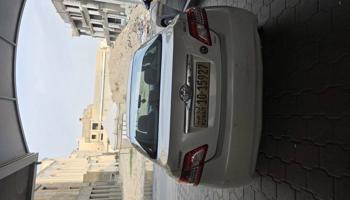 إعلان عن للبيع كامري موديل 2011