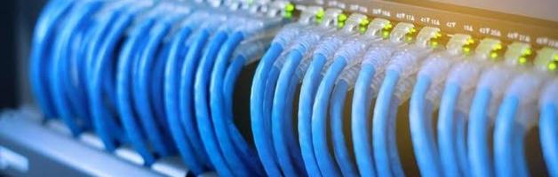 إعلان عن فني شبكات انترنت وكاميرات مراقبه