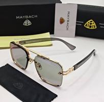 إعلان عن ارتقِ بإطلالتك مع نظارات الدرجة الأولى