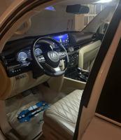 إعلان عن للبيع جيب لكزس موديل 2010 مجدد من الداخل والخارج 2021