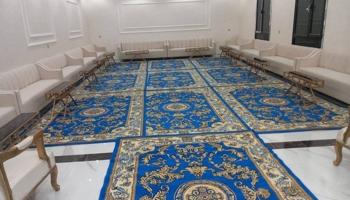 إعلان عن تأجير كراسي وطاولات