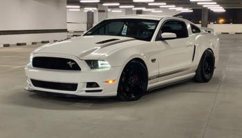 إعلان عن فورد موستينج