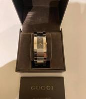 إعلان عن Gucci جديدة بكامل المرفقات