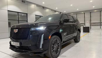 إعلان عن Escalade V 2023