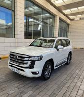 إعلان عن لاندكروزر GXR أيرو. الساير.