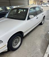 إعلان عن للبيع فورد كراون فكتوريا