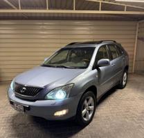 إعلان عن للبيع لكزس الدرجه الاولى قمه بالنظافه