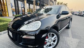 إعلان عن Porsche Cayenne Turbo model 2008