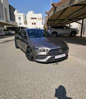 إعلان عن مرسيدس CLA200