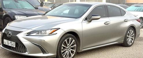 إعلان عن لكزس ES 250 الساير 2019