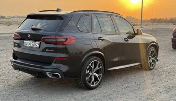 إعلان عن جيب بي ام 2019 اكس فايف