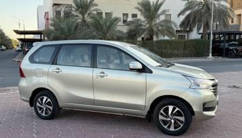 إعلان عن تويوتا افانزا 2017 عداد 83 الف شرط الفحص