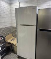 إعلان عن للبيع ثلاجه توشيبا بحالة جيده