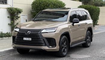 إعلان عن لكزس LX600 اوفر تريل 2025 عداد12 الدرجة الأولى الساير صبغ وكالة