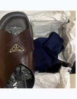 إعلان عن برادا رجالي