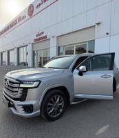 إعلان عن لاند كروزر (VX 2023بدون تيربوو )