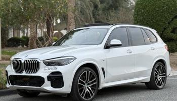 إعلان عن BMW X5 2022