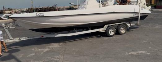 إعلان عن طراد حالول 28 قدم موديل 2015