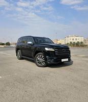 إعلان عن Toyota Land-Cruiser VX Aero S 2022