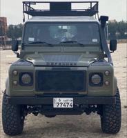 إعلان عن Land Rover Defender