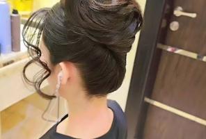 إعلان عن كوافيرة شعر تبحث عن عمل