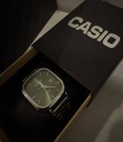 إعلان عن للبيع ساعة CASIO Quartz أصلي موديل قديم الي بخاطره فيها يتواصل معاي 💙🔥