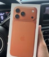 إعلان عن ايفون pro max 17 نسخة الشرق الأوسط 512 gb